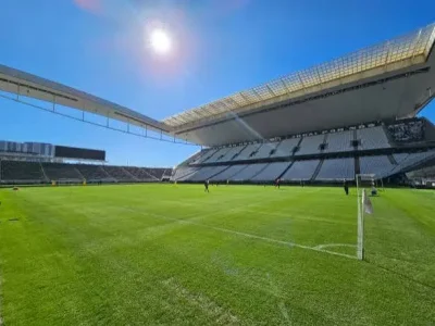 Corinthians e Athletico-PR se enfrentam em confronto decisivo no Brasileirão na Neo Química Arena