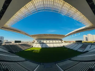 Novo gramado da Neo Química Arena preocupa jogadores do Corinthians antes de duelo com o Remo