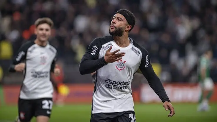 Memphis renova com o Corinthians: nasce um ídolo?
