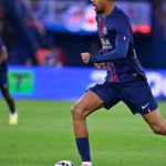 Bradley Barcola troca PSG pelo Liverpool em transferência histórica de R$ 840 milhões