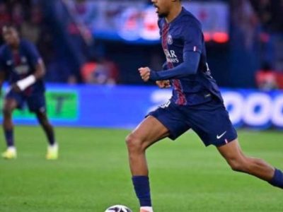 Bradley Barcola troca PSG pelo Liverpool em transferência histórica de R$ 840 milhões