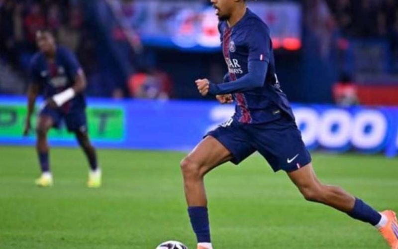 Bradley Barcola troca PSG pelo Liverpool em transferência histórica de R$ 840 milhões