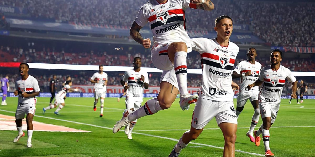 São Paulo vence o Bragantino e encerra jejum no Campeonato Brasileiro