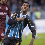 Grêmio acerta venda de Gabriel Mec ao Porto por R$ 60 milhões e alivia finanças do clube
