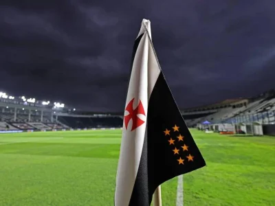 Vasco tenta sair da zona de rebaixamento contra o Cruzeiro no Brasileirão