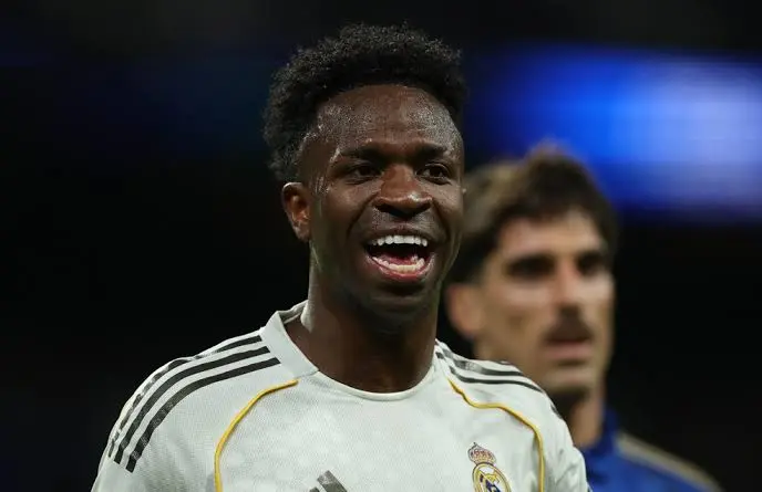 Por que o Arsenal acredita que pode oferecer a Vini Jr. o que o Real Madrid já não garante