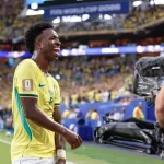 Por que o Arsenal acredita que pode oferecer a Vini Jr. o que o Real Madrid já não garante