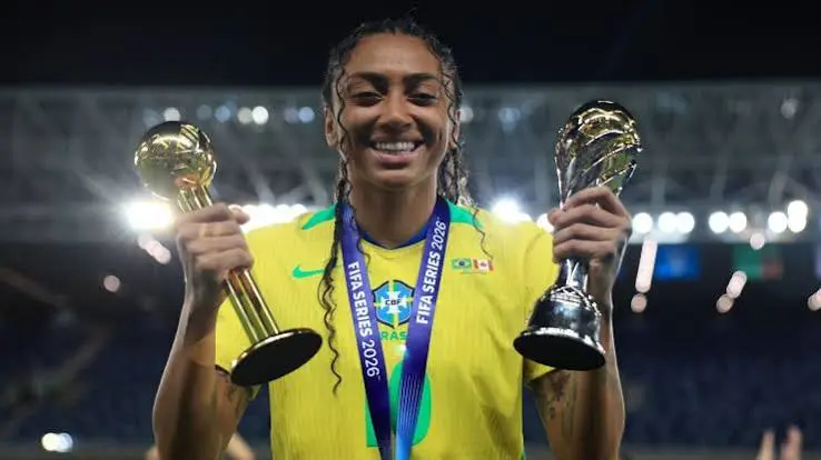 Barcelona anuncia Kerolin em transferência recorde para o futebol feminino brasileiro