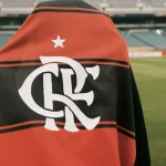 Anthony Valencia desembarca no Rio de Janeiro e é o novo reforço do Flamengo