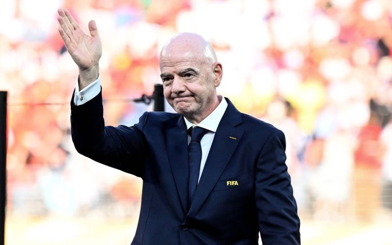Gianni Infantino confirma candidatura à presidência da FIFA em meio a críticas e crise interna