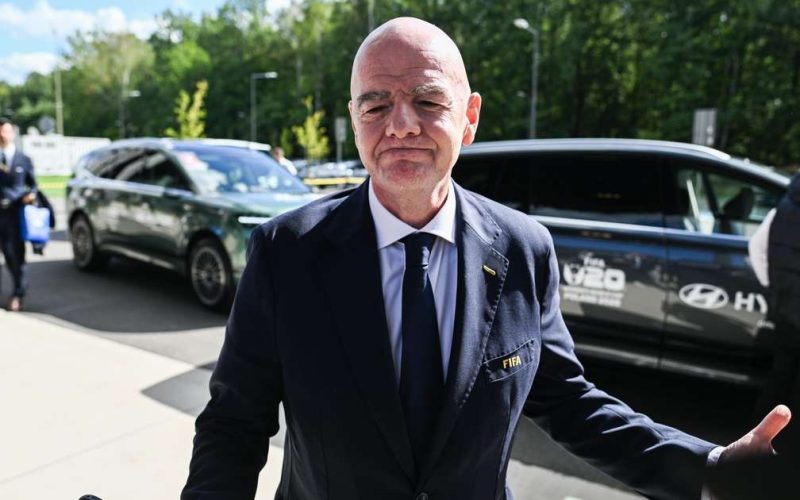 Federação Francesa de Futebol retira apoio a Gianni Infantino, aumentando pressão europeia antes da eleição de 2027