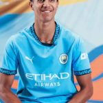 Allan conta com apoio de Vitor Reis em adaptação no Manchester City após histórica venda do Palmeiras