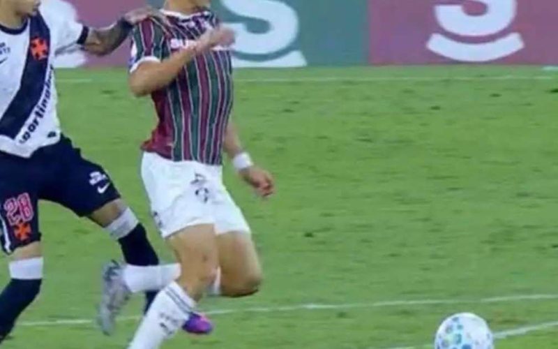 Fluminense critica arbitragem após vitória sobre o Vasco e aponta pênalti não marcado em nota oficial