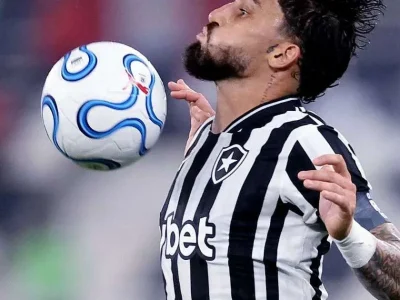 Confusão no Nilton Santos: Alex Telles cobra respeito após eliminação do Botafogo na Sul-Americana