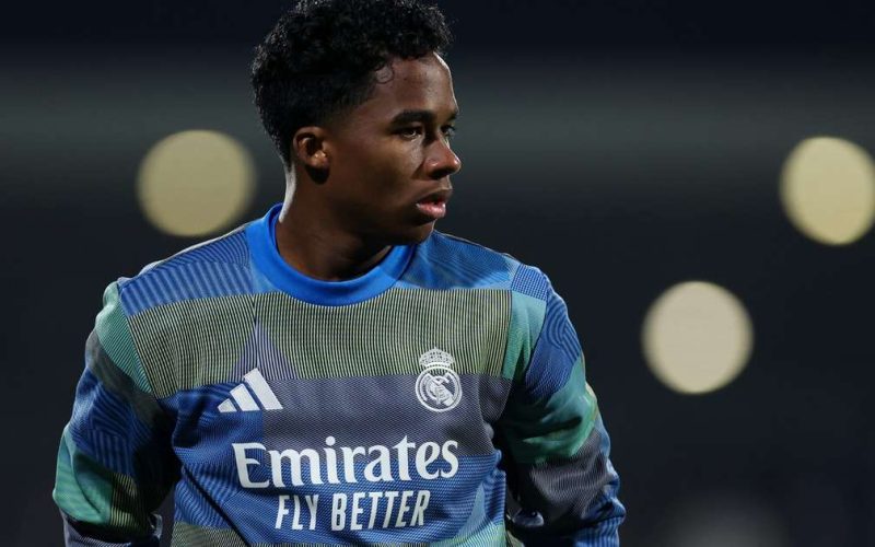 Endrick retorna de lesão e é relacionado para estreia do Real Madrid na Champions League contra a Internazionale