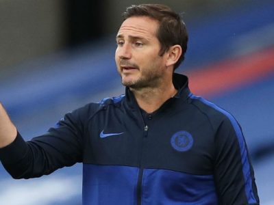 Coventry City vence após 25 anos e dá alívio a Lampard na Premier League