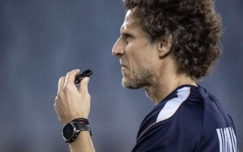 Japão recebe Uruguai em amistoso que marca a estreia de Diego Forlán como técnico da Celeste após fracasso na Copa do Mundo