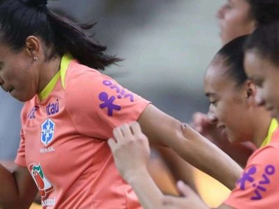 Futebol feminino bate recorde com US$ 28,6 milhões em transferências em 2026; Brasil é apenas o 35º em investimentos
