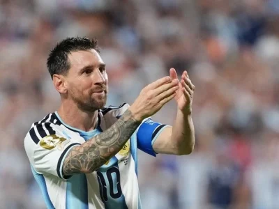 Argentina presta homenagem especial a Messi com aplausos em todos os jogos do fim de semana