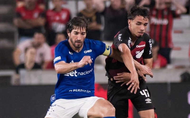 Cruzeiro busca se aproximar do G4 contra o Athletico-PR em duelo no Mineirão pela Série A