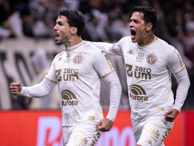 Marcinho brilha com dois gols contra o Corinthians e recorda trajetória que inclui São Paulo e passagem pelo “Terrão”