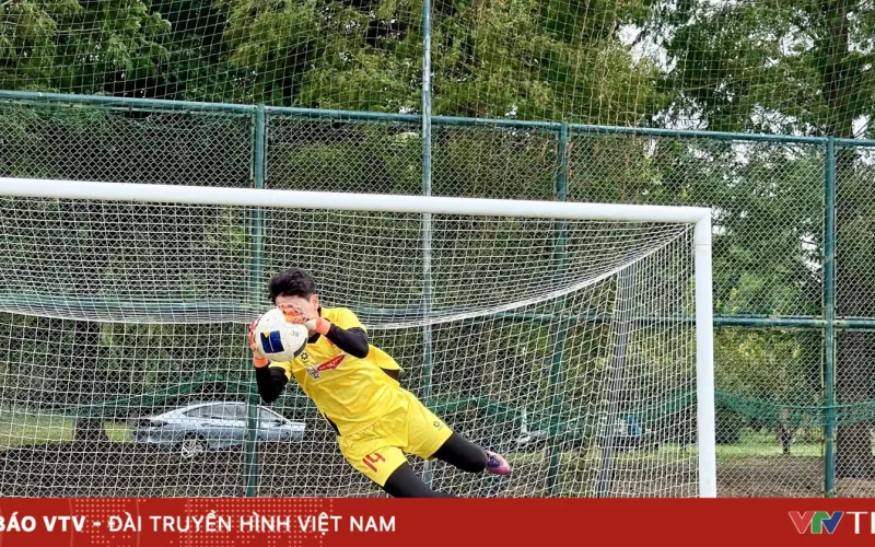 Seleção Feminina do Vietnã Intensifica Preparações para ASIAD 20 com Foco em Experiência e Juventude