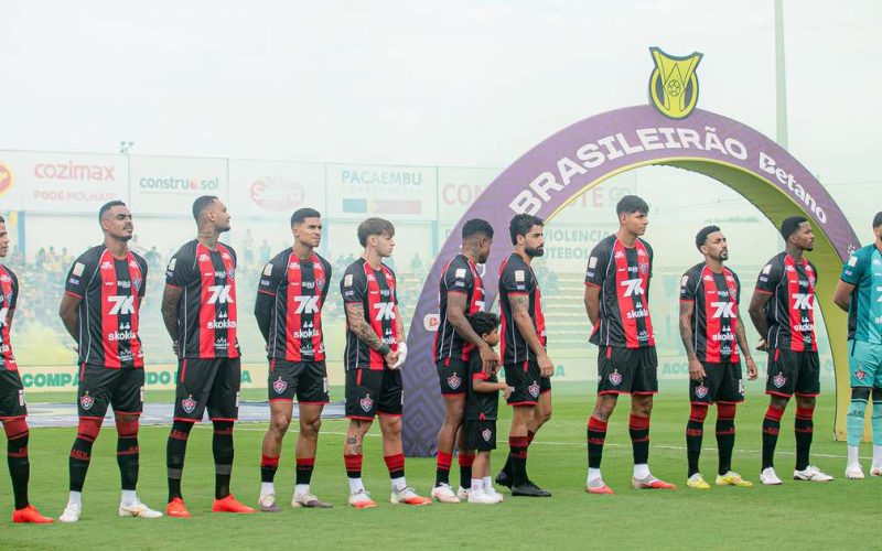Cruzeiro vira sobre o Vitória e garante vitória por 3 a 1 no Barradão pelo Brasileirão