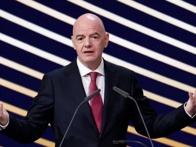 Pressão da UEFA leva FIFA a retirar polêmica proposta de venda de ações
