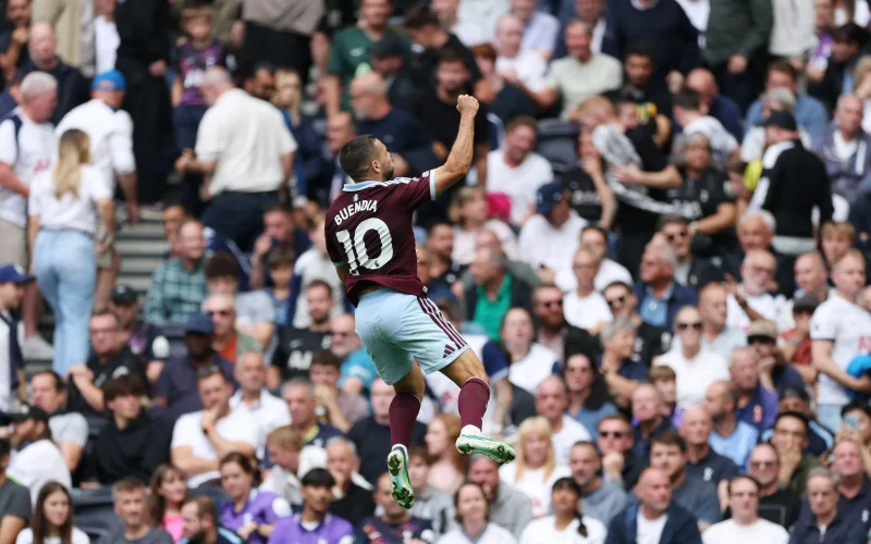 Tottenham amarga 5ª derrota na Premier League e continua sem vitórias na temporada