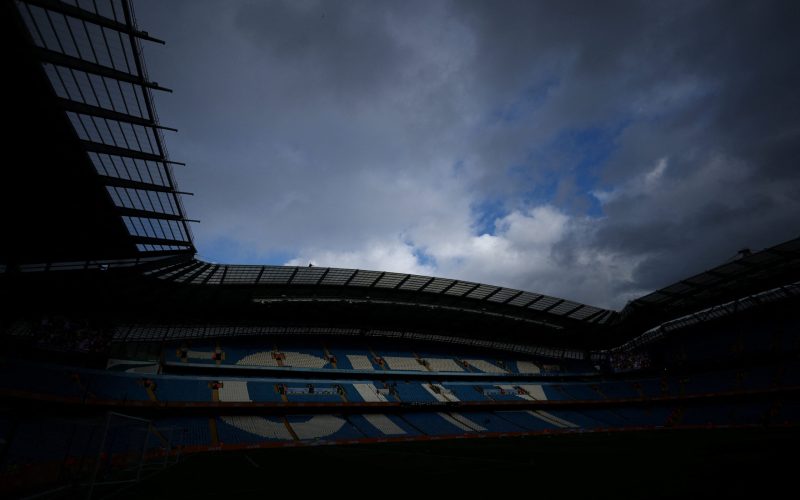 Manchester City pode enfrentar exclusão da Premier League, afirma ex-presidente David Bernstein