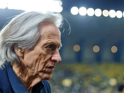 Jorge Jesus critica redução de estrangeiros no Brasil e defende manutenção de campeonatos estaduais