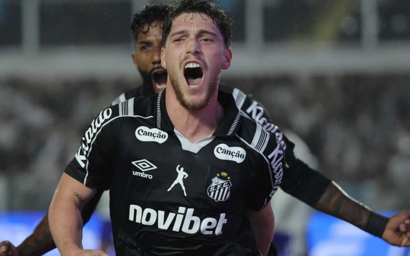 Santos bate Cruzeiro na Vila Belmiro e confirma terceira vitória consecutiva no Brasileirão