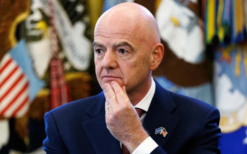 UEFA considera boicote à Copa do Mundo e ao Mundial de Clubes da FIFA em retaliação a proposta de investimentos privados