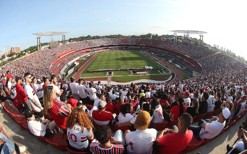 São Paulo quebra recorde de público no futebol feminino antes da final contra o Corinthians no Morumbi