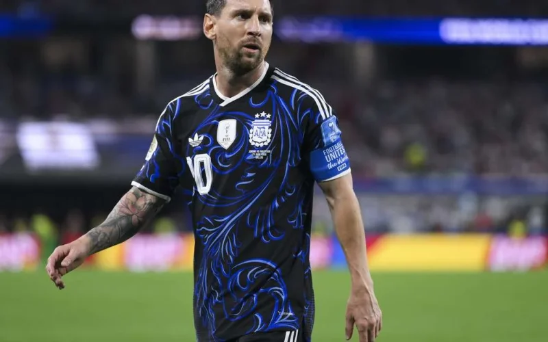 Felipe Melo considera Messi o maior da história, mas reafirma: "Nunca torci pela Argentina"