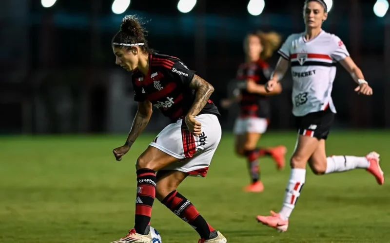 Lula sanciona lei que fortalece o futebol feminino no Brasil e estabelece obrigações para clubes e CBF