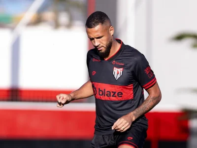 Atlético Goianiense enfrenta Juventude em confronto crucial pela Série B; confira a provável escalação do Dragão