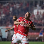 Vila Nova lidera Série B e aproveita cinco jogos em casa para garantir acesso à Série A