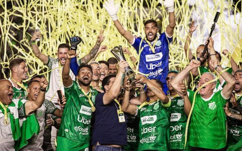 Guto Ferreira exalta ascensão do futebol do interior de Minas e lamenta crise do América na Série B
