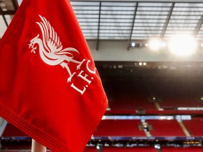 Liverpool e Atlético de Madrid se enfrentam na Champions League com técnico estreante e pressão para vencer em Anfield