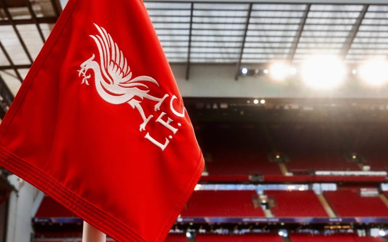 Liverpool e Atlético de Madrid se enfrentam na Champions League com técnico estreante e pressão para vencer em Anfield