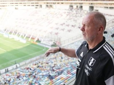 Carlos Ramos critica convocação de Mano Menezes e lamenta ausência de companheiros do Deportivo Garcilaso na seleção peruana