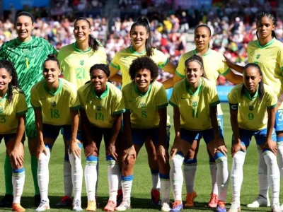Governo sanciona lei para priorizar o desenvolvimento do futebol feminino no Brasil