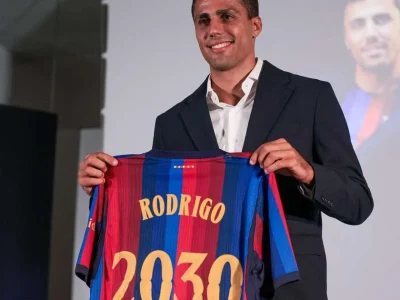 FIFA registra recorde bilionário em transferências de 2026, com US$ 9,89 bilhões movimentados e Inglaterra liderando gastos