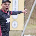 Vitória busca se distanciar do rebaixamento com mudanças contra o Cruzeiro no Barradão