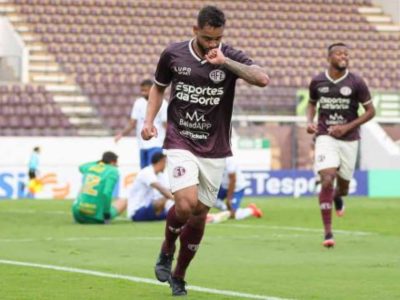 Ferroviária brilha e vence Paysandu em casa, liderando o Grupo B da Série C