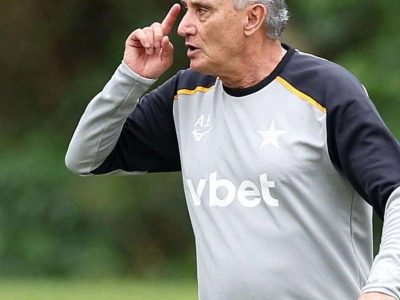 Botafogo mantém distância do Z-4 e se prepara para clássico contra o Vasco após estreia de Tite