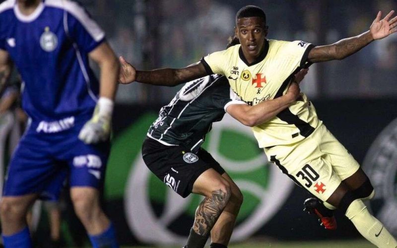 Vasco respira aliviado após goleada sobre o Coritiba e reduz risco de rebaixamento para 22%