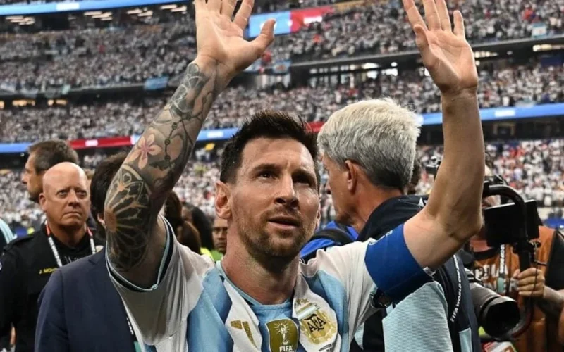 Partidas do Campeonato Argentino farão homenagem a Messi com interrupção aos 10 minutos de jogo