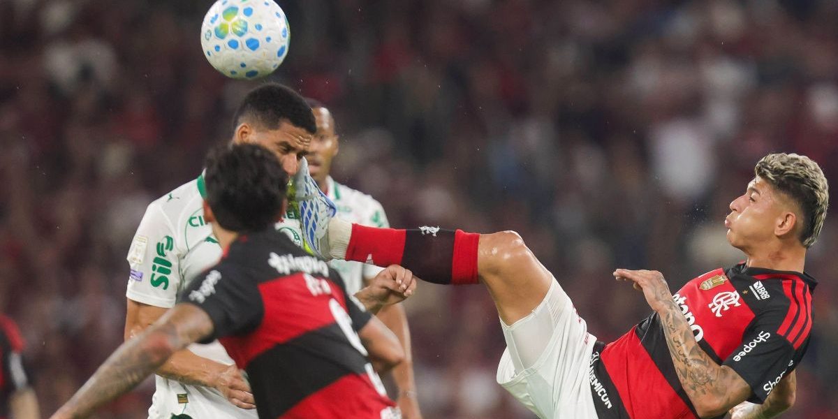Palmeiras pode perder liderança do Brasileirão para o Flamengo após 19 rodadas; entenda os cenários possíveis